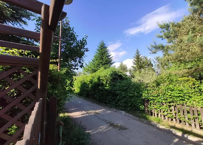 Semesterbostad Dom Nad Jeziorem *